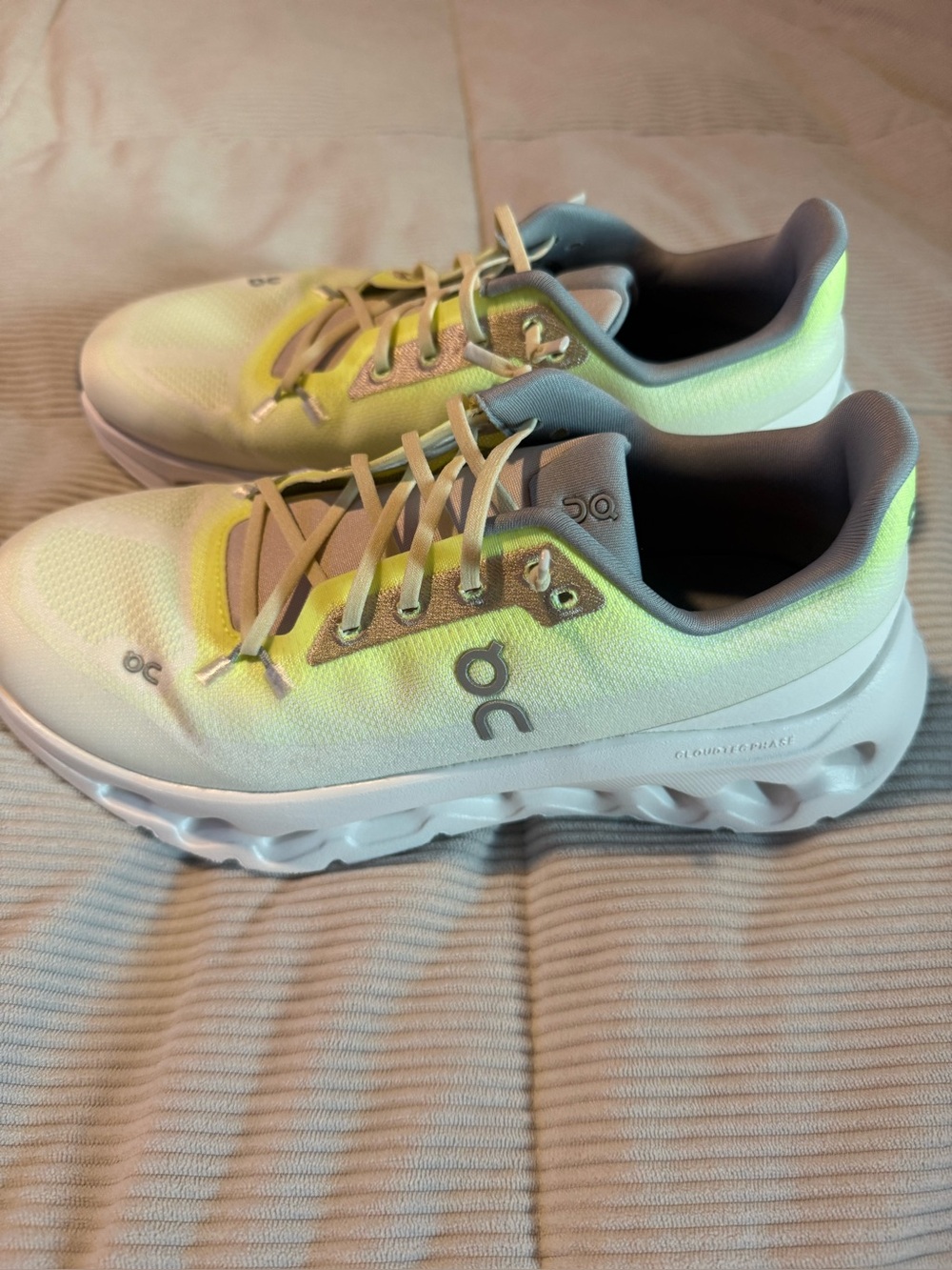 On Cloudsurfer Next Z5 Limelight White Running Sneakers
